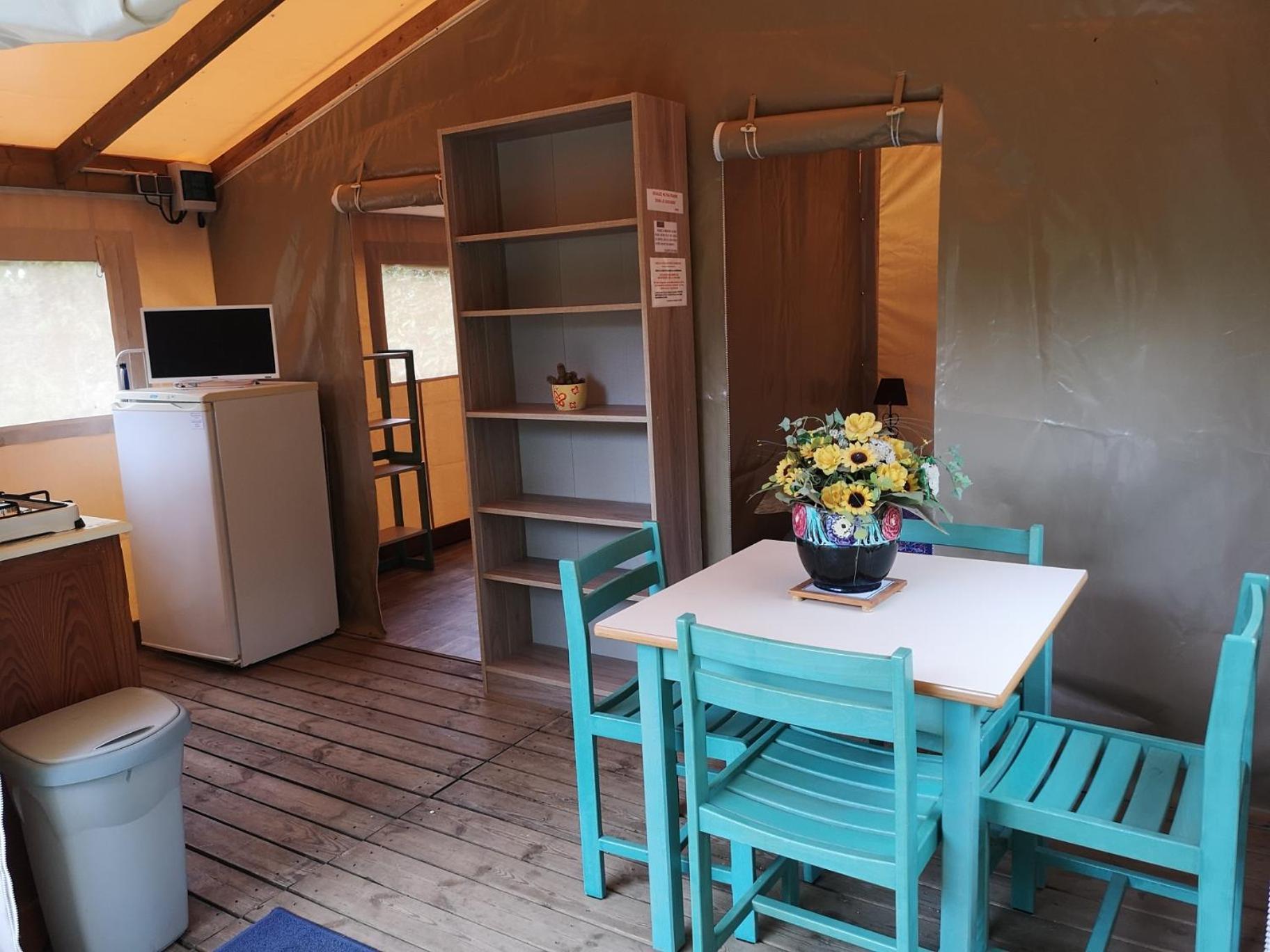 Camping Le Ragis Challans Buitenkant foto